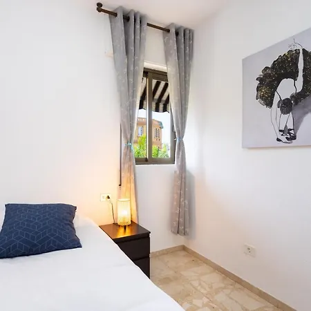 Home2book Trendy & Centric Cruz